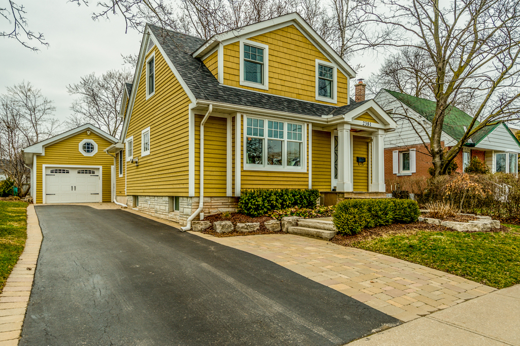 2381 Hixon Street, Oakville The Cardamone Group